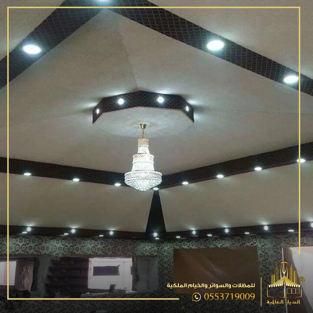 بيت شعر مع إضاءة مميزة