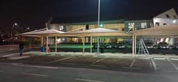 مظلات مواقف سيارات بمدينة الملك عبدالله الرياضية